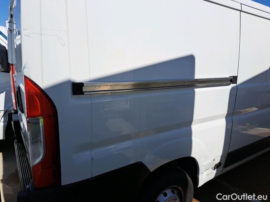  Peugeot  Boxer PEUGEOT  / 2014 / 4P / furgón 333 L2 H1 BHDI 103kW (140CV) S&S 6 V. M (AC) #9