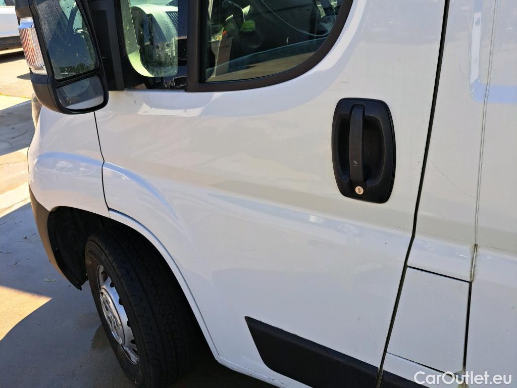  Peugeot  Boxer PEUGEOT  / 2014 / 4P / furgón 333 L2 H1 BHDI 103kW (140CV) S&S 6 V. M (AC) #63