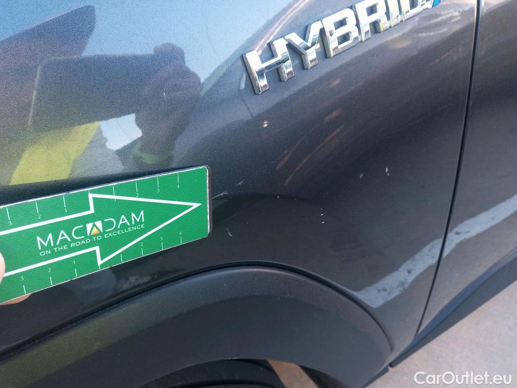  Toyota  RAV4 TOYOTA  / 2018 / 5P / todoterreno 2.5l hybrid 2WD Luxury #15