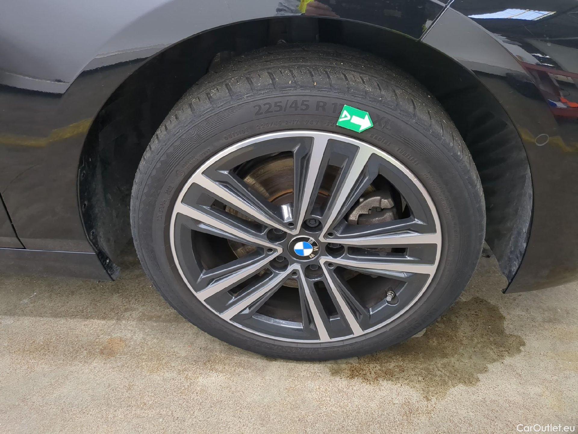  Bmw  Serie 1 BMW Série 1 / 2019 / 5P / Berline 116i Business Design #2