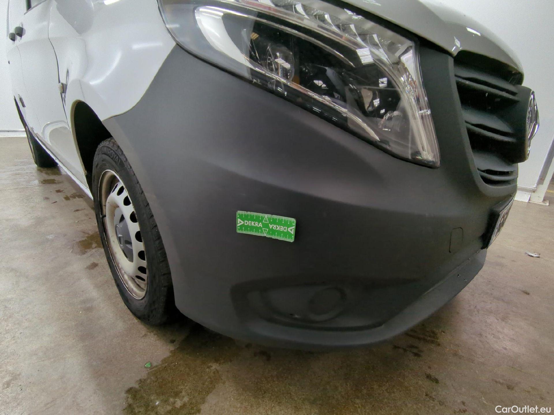  Mercedes  Vito MERCEDES-BENZ  Compact / 2020 / 4P / Fourgon tôlé 114 CDI Compact Pro #13