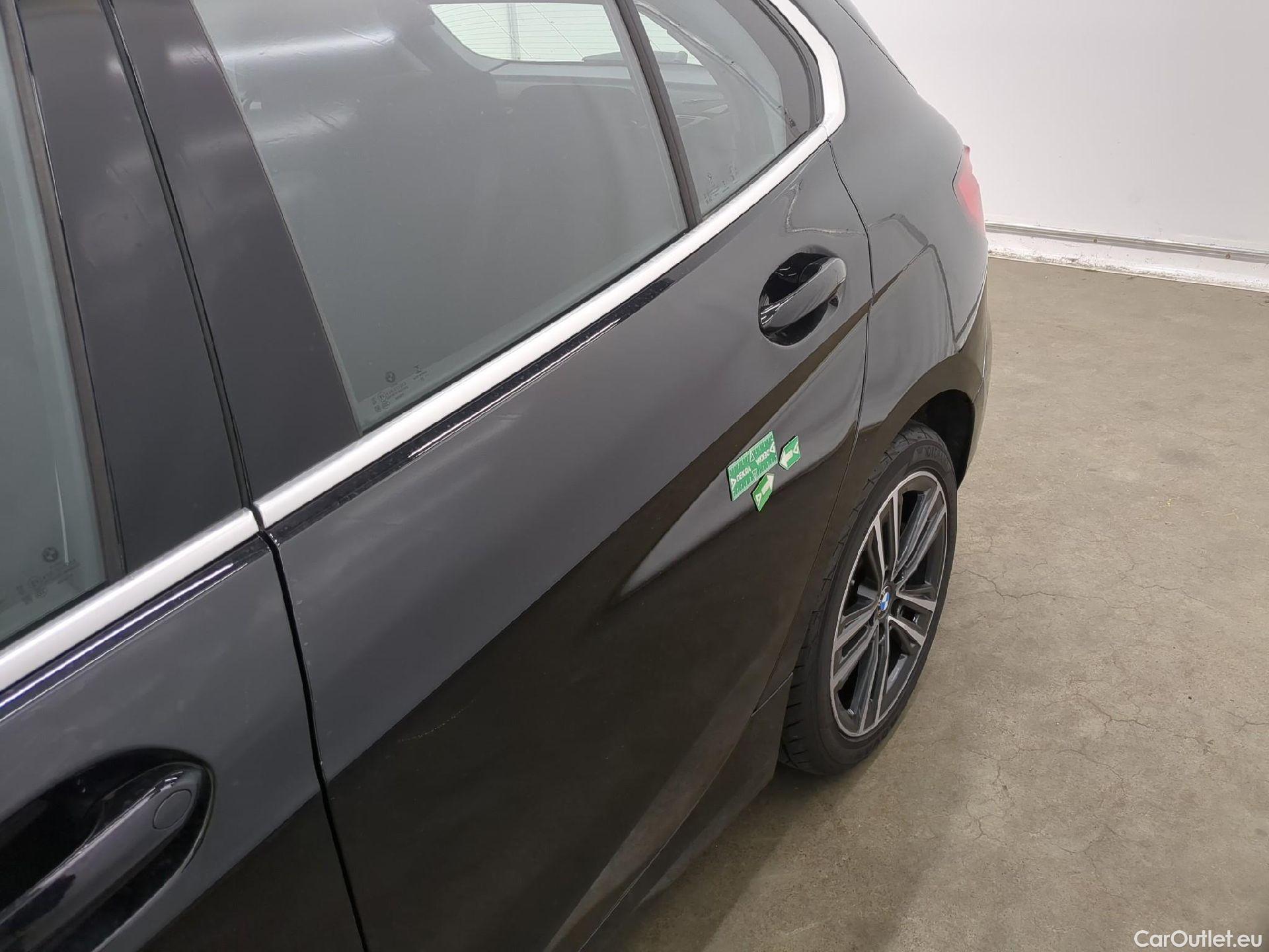  Bmw  Serie 1 BMW Série 1 / 2019 / 5P / Berline 116i Business Design #7