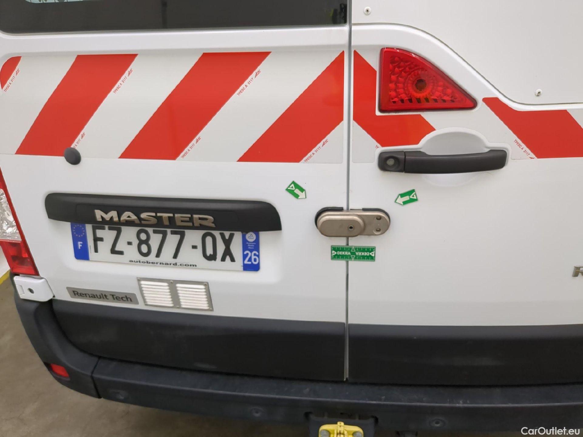  Renault  Master RENAULT  / 2019 / 4P / Fourgon tôlé FG Tr GCF F3500 L2H2 Energy dCi 150 #7
