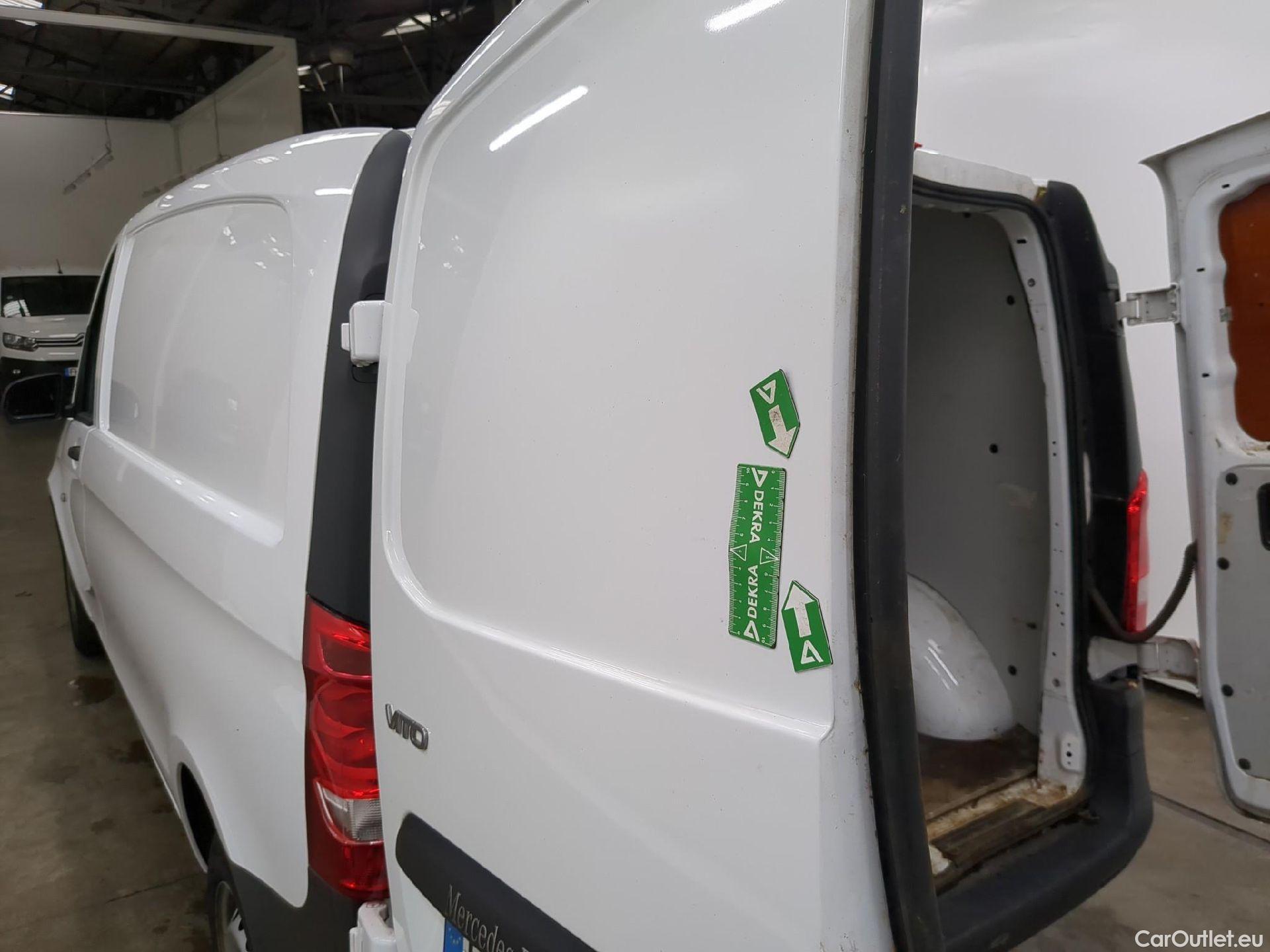 Mercedes  Vito MERCEDES-BENZ  Compact / 2020 / 4P / Fourgon tôlé 114 CDI Compact Pro #23