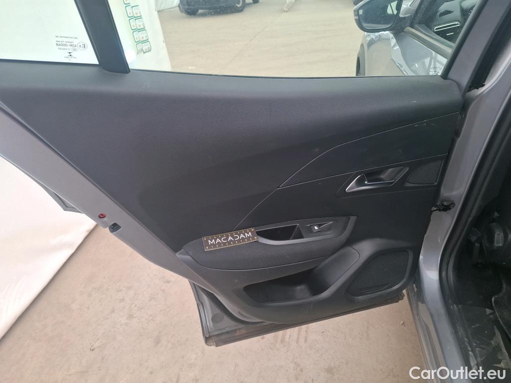  Peugeot  2008 PEUGEOT  / 2019 / 5P / Crossover PureTech 130 S&S EAT8 ACTIVE PACK #22