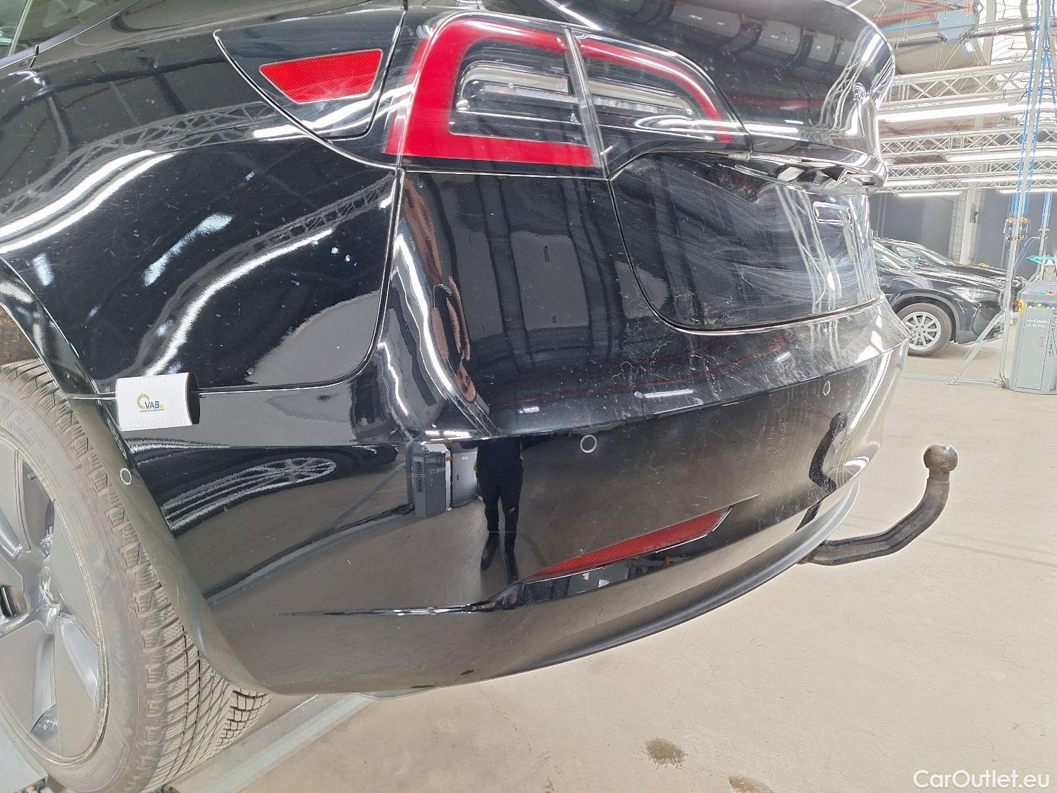  Tesla  Model 3 Tesla,  '18 BEV, Tesla  Standard RWD Plus 4d #20