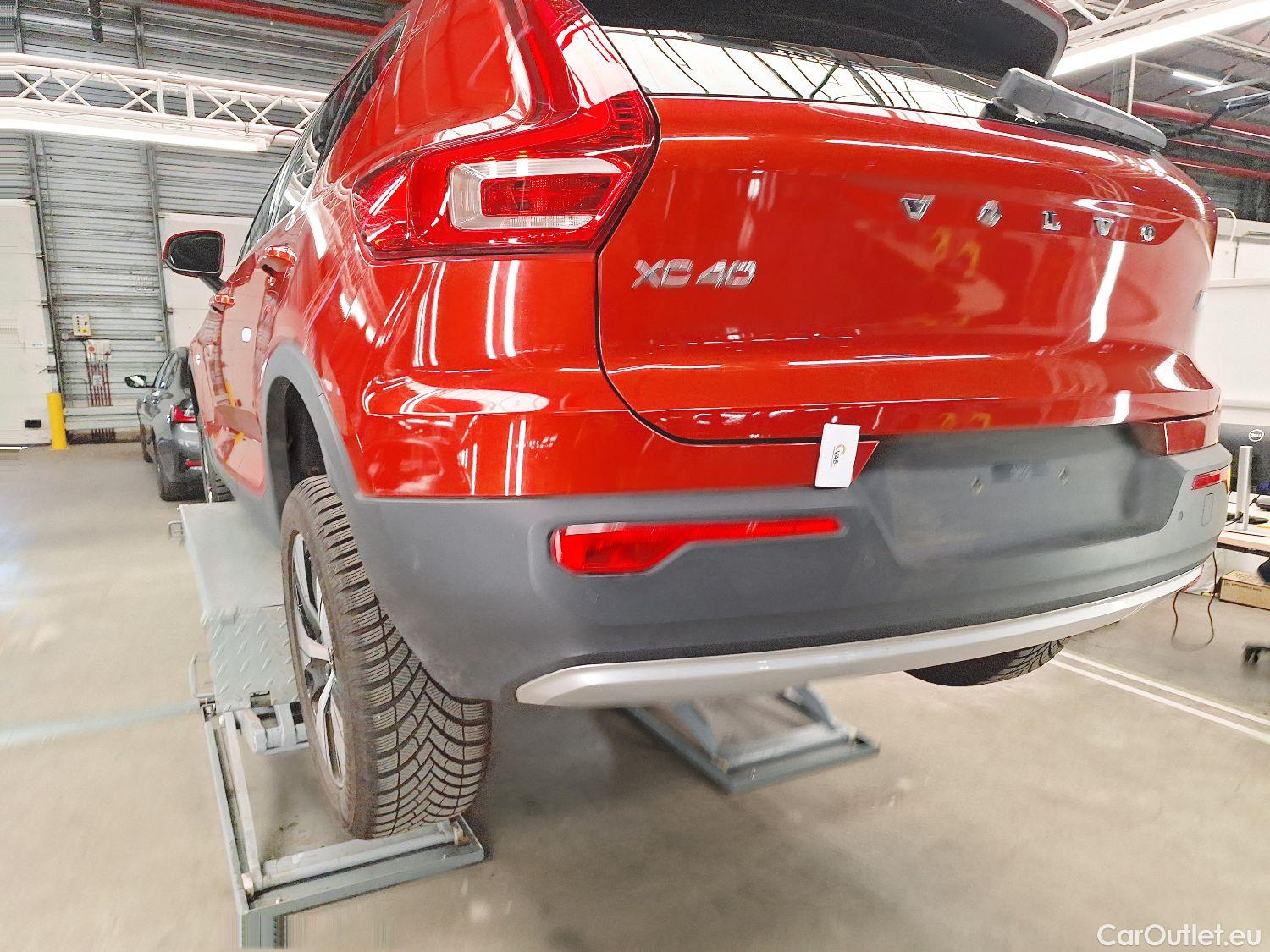  Volvo  XC 40 Volvo, XC40 '17, Volvo XC40 T4 Recharge Geartronic Inscription Expr #13