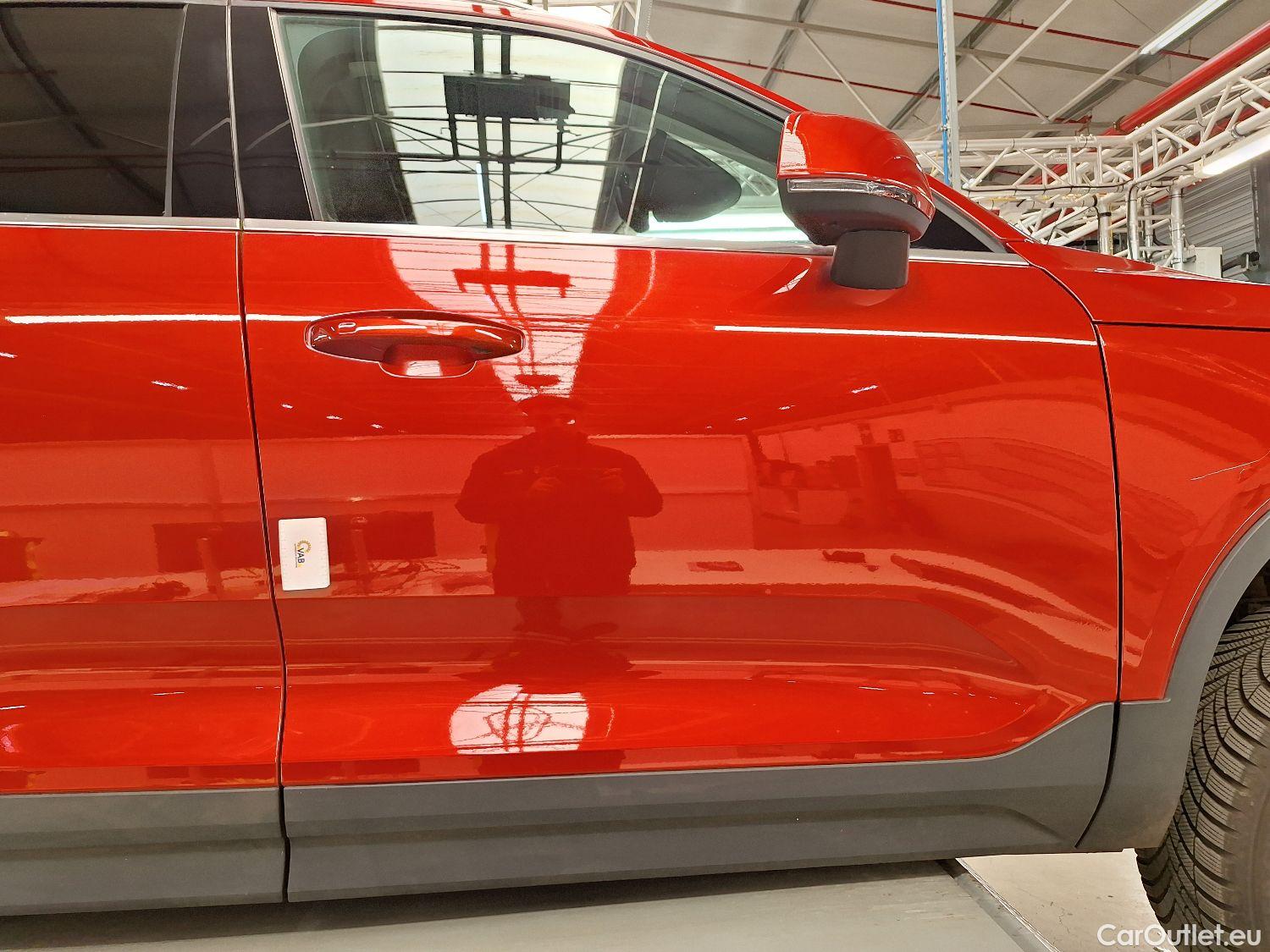  Volvo  XC 40 Volvo, XC40 '17, Volvo XC40 T4 Recharge Geartronic Inscription Expr #5