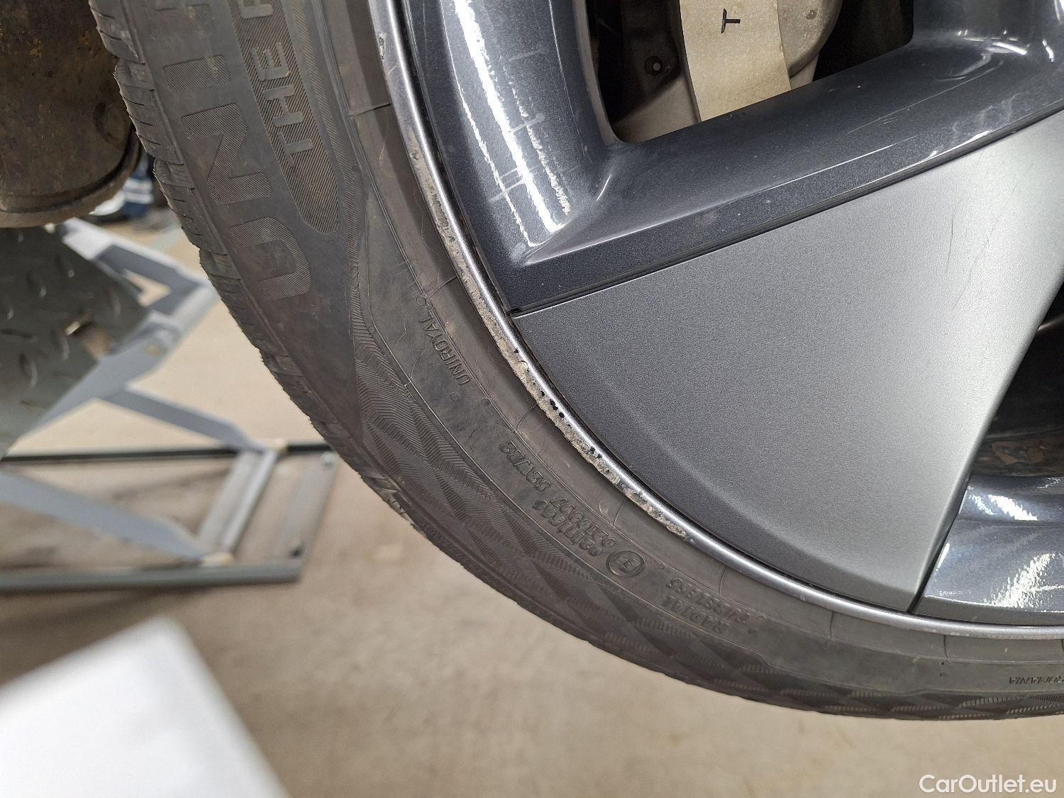  Tesla  Model 3 Tesla,  '18 BEV, Tesla  Standard RWD Plus 4d #1