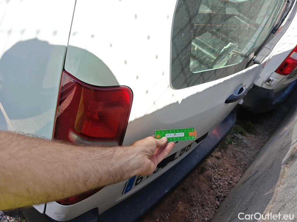  Citroen  Berlingo CITROEN  / 2018 / 4P / monovolumen compacto Talla M BlueHDi 100 LIVE ##SIN LLAVES## #14