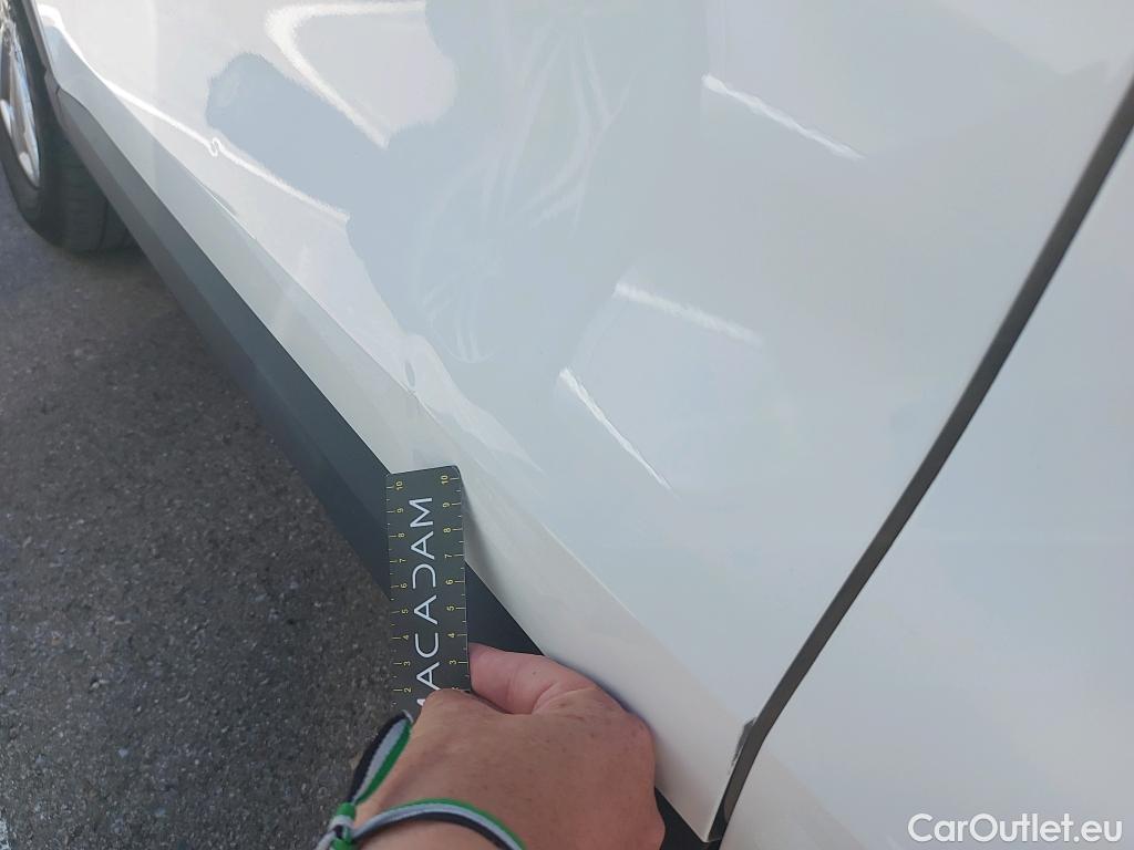  Audi  Q3 AUDI  / 2018 / 5P / todoterreno 45 TFSI e 180kW S tronic Advanced #2
