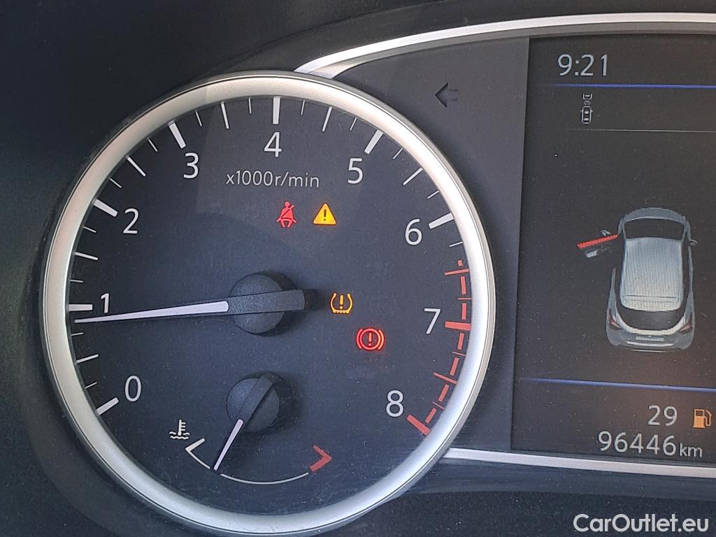  Nissan  Micra NISSAN  / 2017 / 5P / berlina con portón IG-T 74 kW (100 CV) E6D Acenta #56