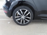  Volkswagen  Golf  E-DITION  #32