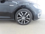  Volkswagen  Golf  E-DITION  #38