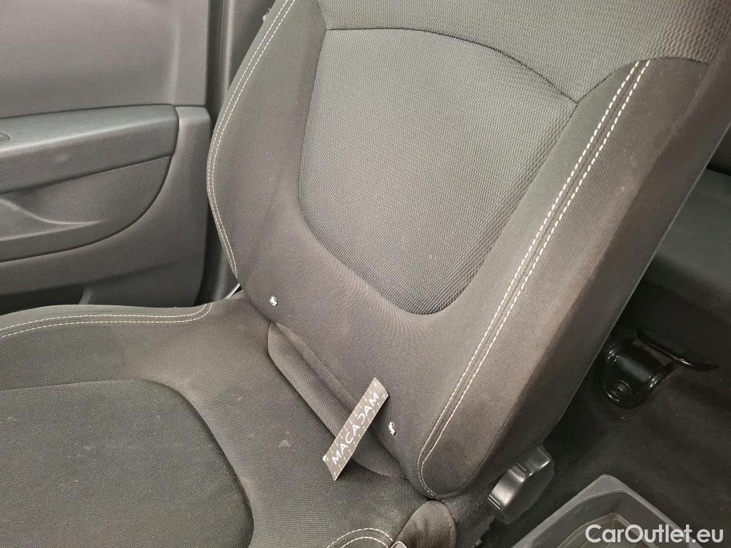  Renault  Captur RENAULT  5p Crossover Business dCi 90 - 18 #40