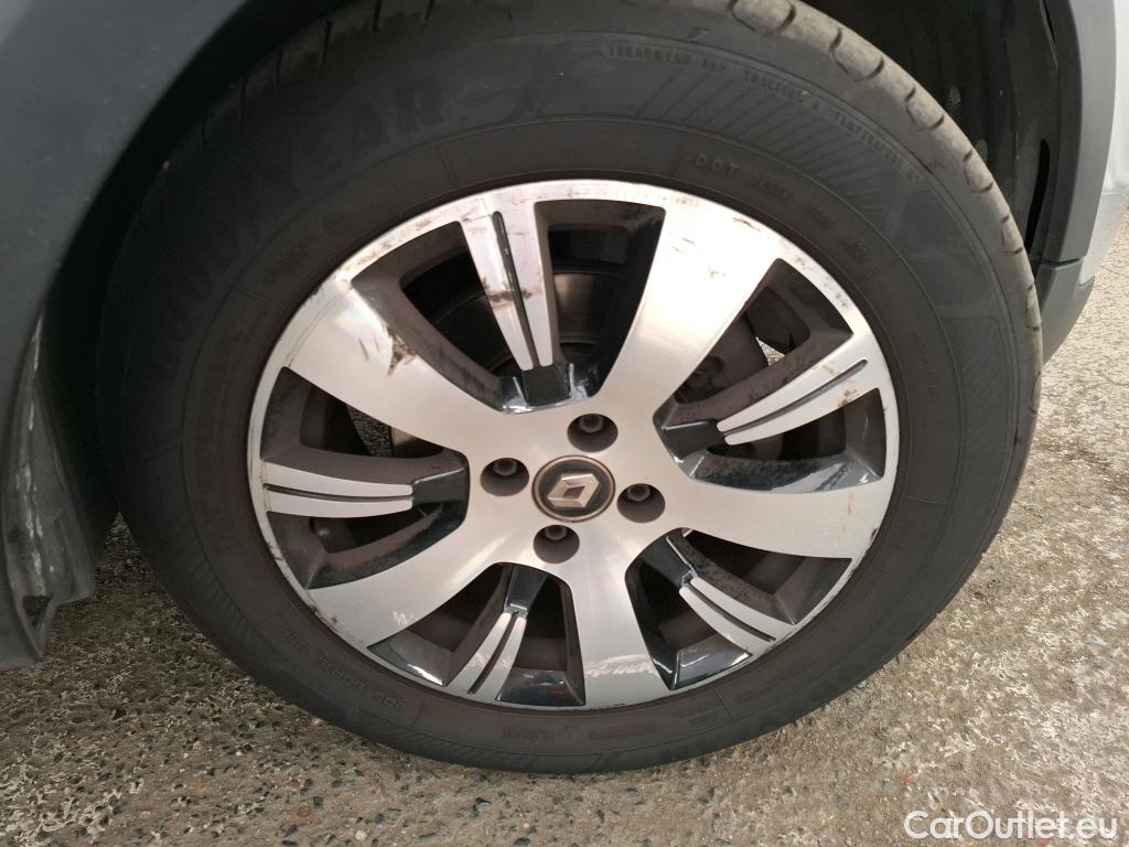  Renault  Captur RENAULT  5p Crossover Business dCi 90 - 18 #22