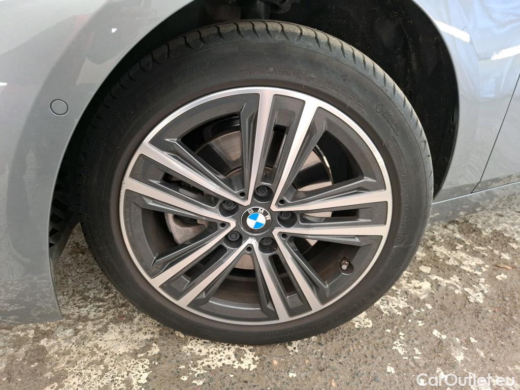  Bmw  Serie 1 BMW Série 1 / 2019 / 5P / Berline 116i DKG7 Business Design #4