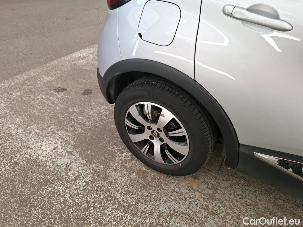  Renault  Captur RENAULT  5p Crossover Business dCi 90 - 18 #13