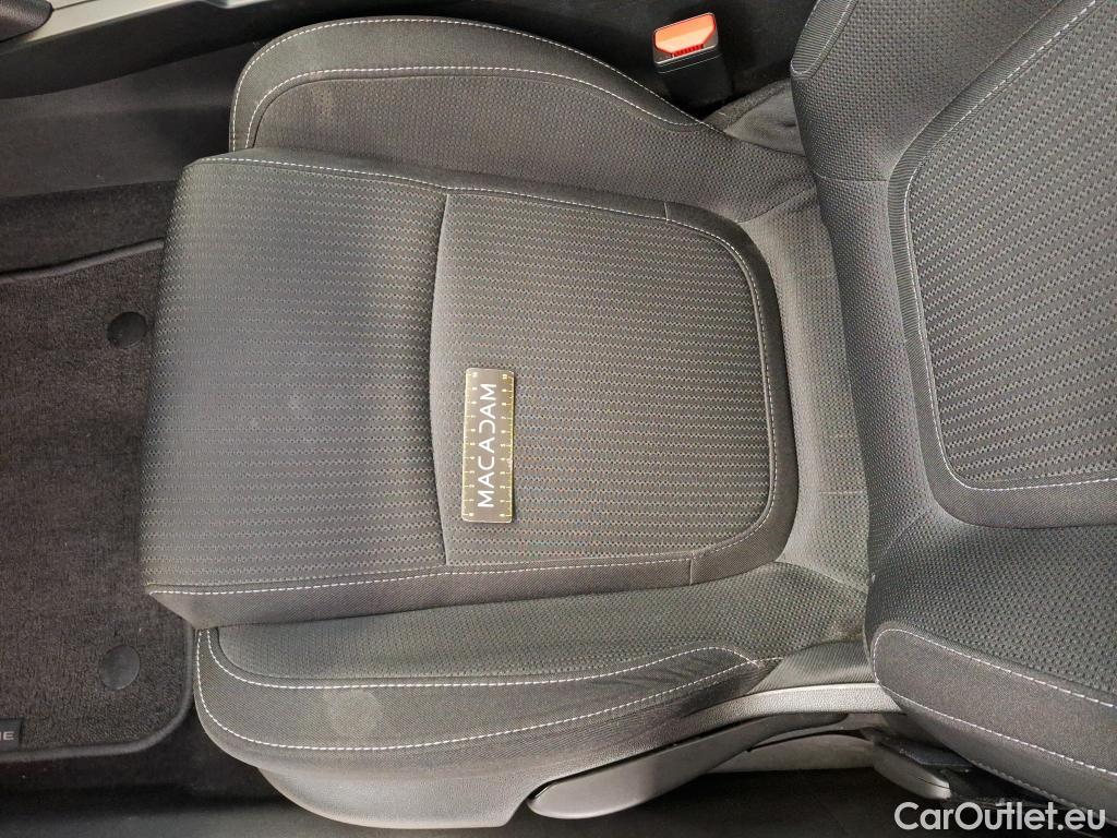  Renault  Megane  IV Berline 5 ptes. Business 1.3 TCe 115CV BVM6 E6d #18
