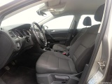  Volkswagen  Golf  VOLKSWAGEN / 2017 / 5P / Berline 1.6 TDI 115 BVM5 Confort Business #9