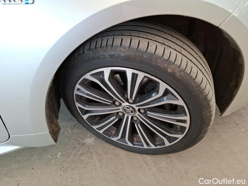  Toyota  Corolla TOYOTA  Touring Sports / 2018 / 5P / Break Hybride 180h Design #20