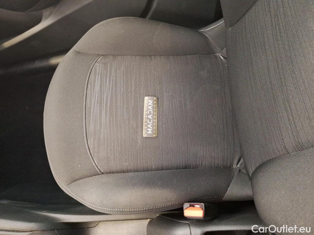  Peugeot  208  Affaire Premium Pack 1.2 80CV BVM5 E6dT #60
