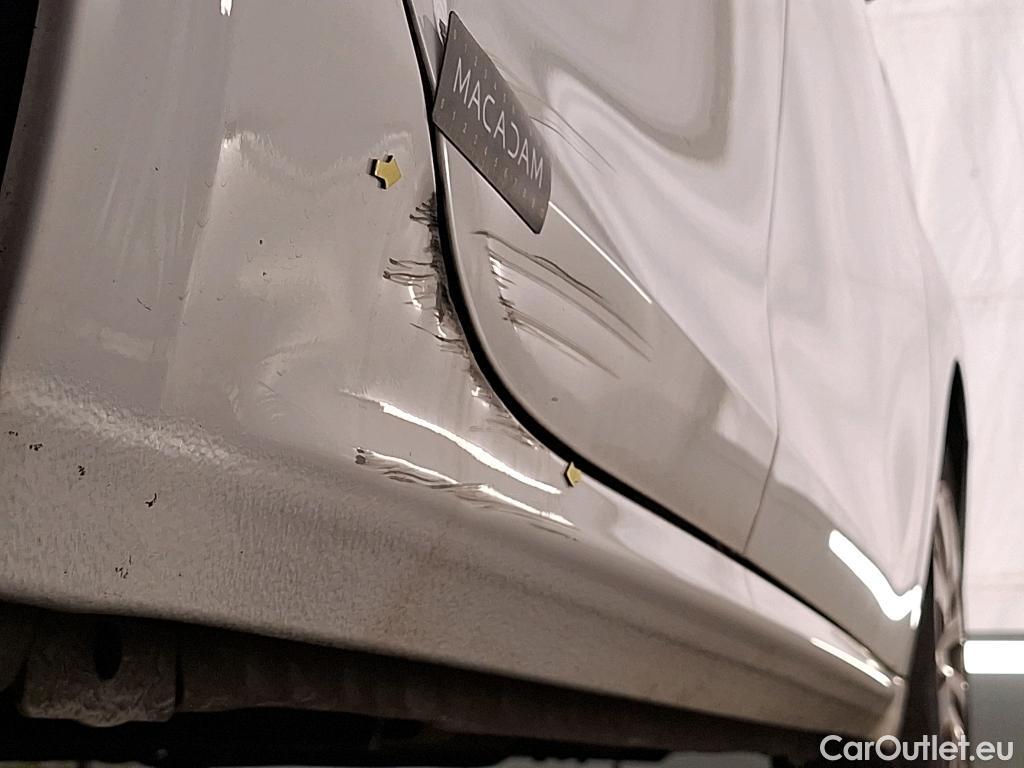  Peugeot  208  Affaire Premium Pack 1.2 80CV BVM5 E6dT #14