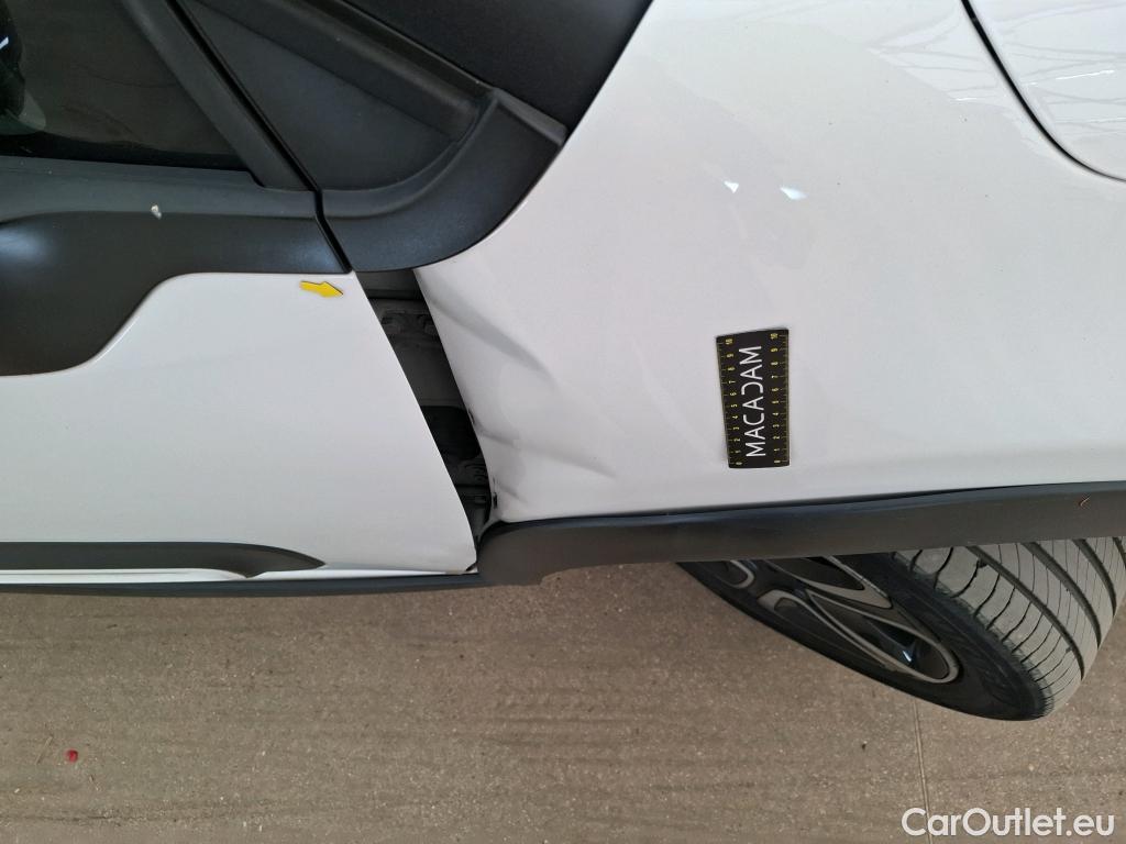  Citroen  C3  Société Feel 1.2 PureTech 80CV BVM5 E6d #3