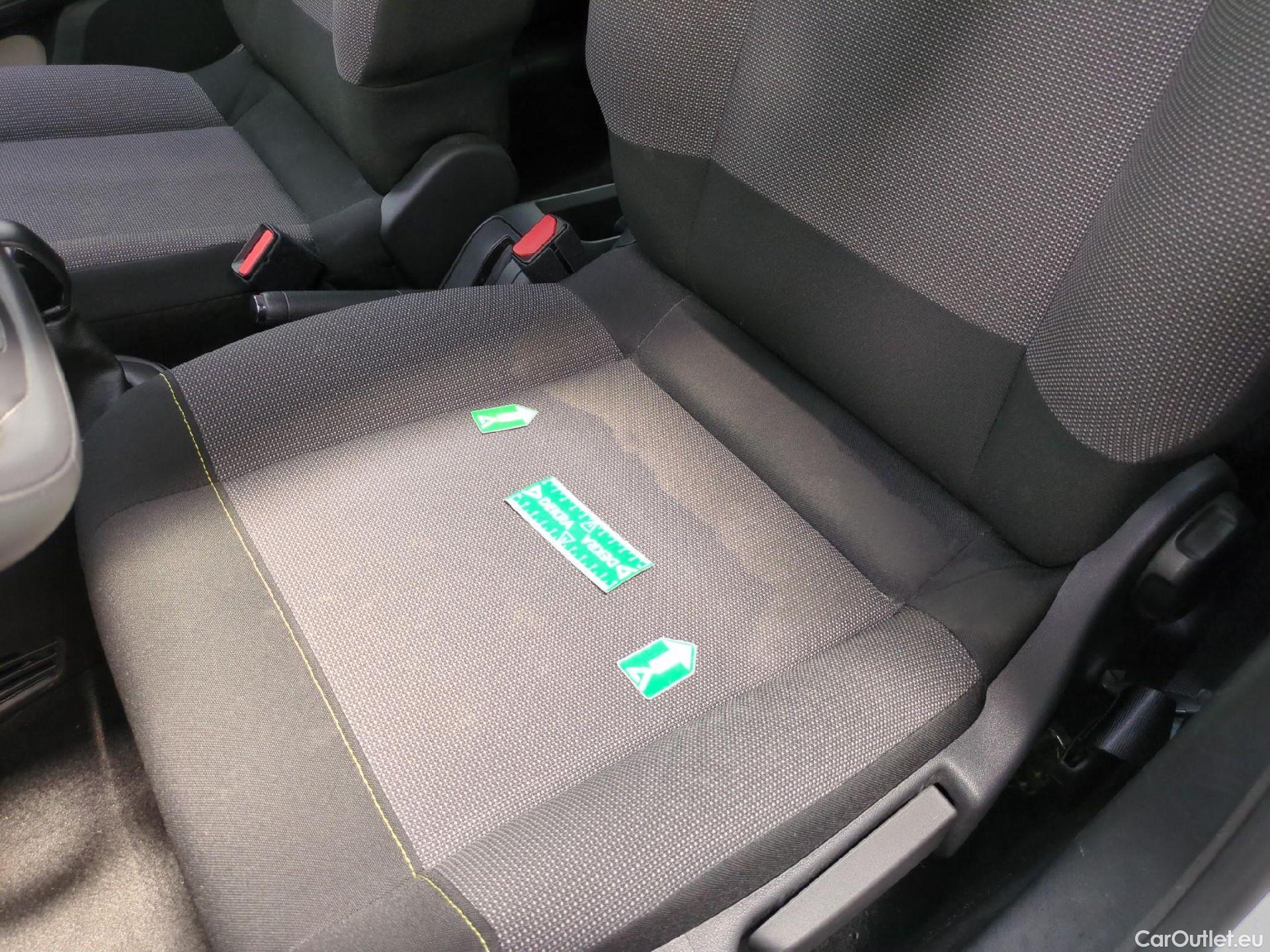  Citroen  C3  Feel Business 1.5 BlueHDI 100CV BVM5 E6dT #2