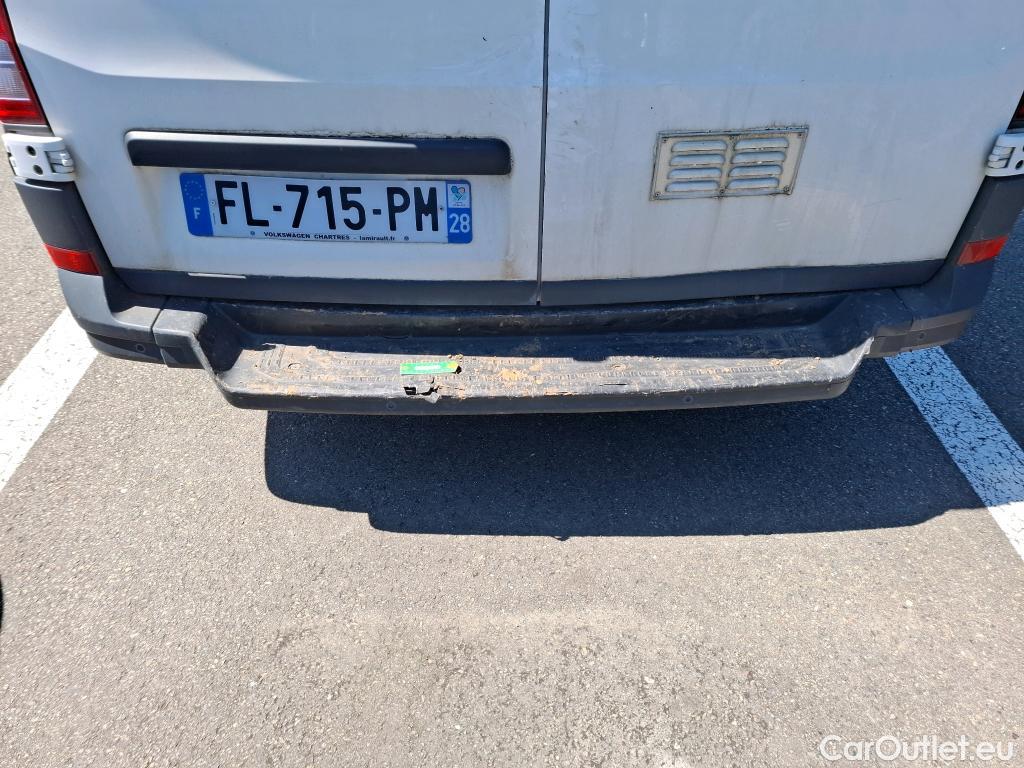  Volkswagen  Crafter  Fourgon Fourgon 35 mittlerer Radstand mit Hochdach FWD 2.0 140CV BVM6 #4