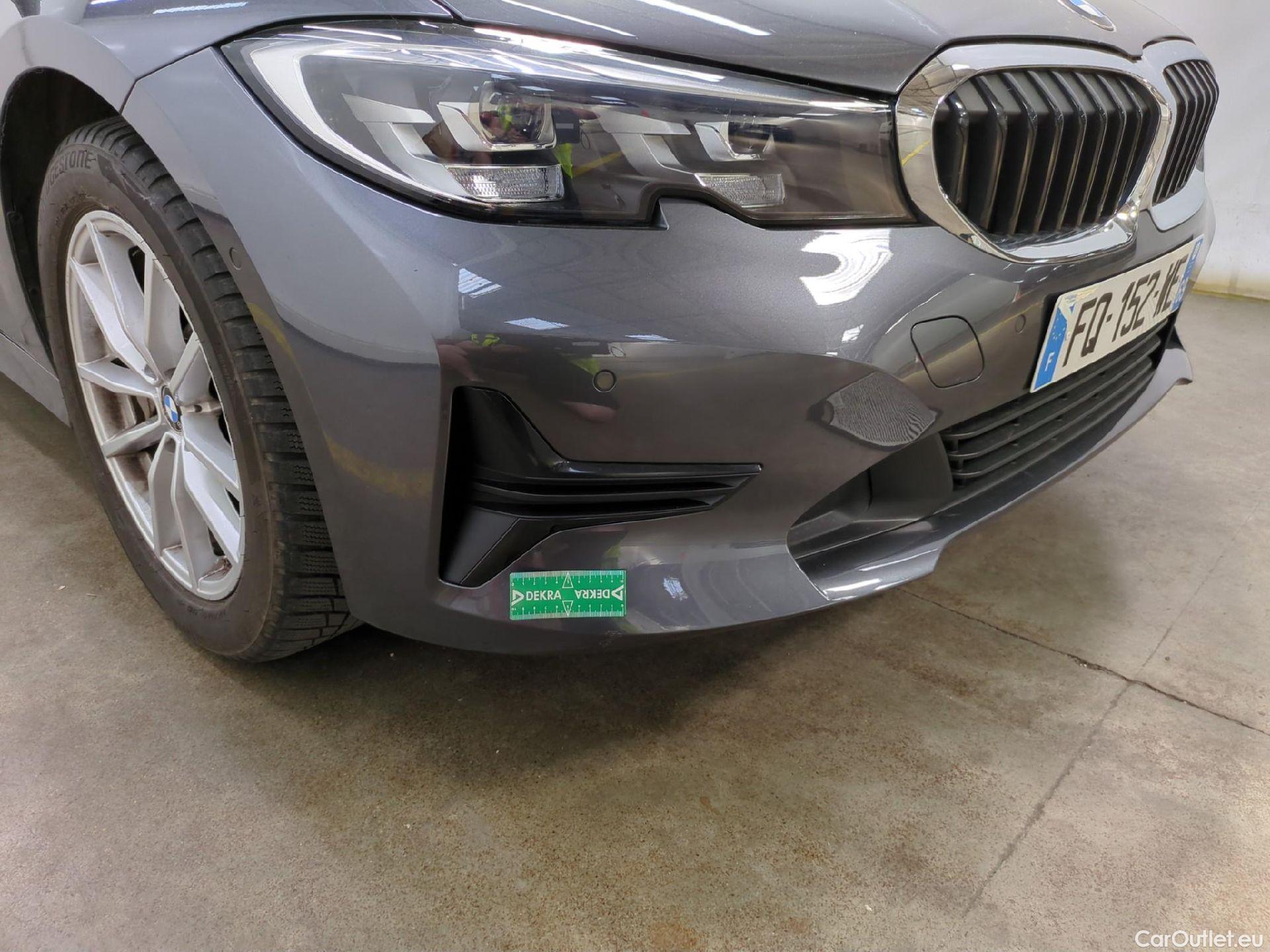  Bmw  Serie 3 BMW Série 3 Berline / 2018 / 4P / Berline 330e 292ch Business Design BVA8 Hybride #13