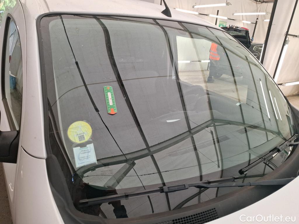  Renault  Kangoo RENAULT  Express / 2013 / 4P / Fourgonnette Extra R-Link - Blue dCi 95 #1