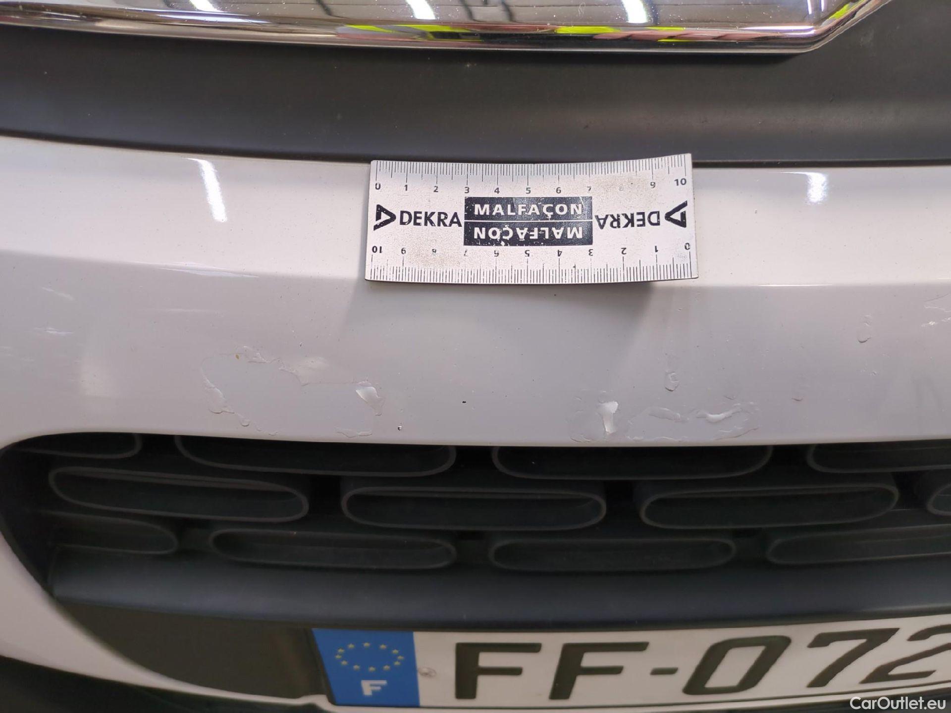  Citroen  C3  Feel Business 1.5 BlueHDI 100CV BVM5 E6dT #9