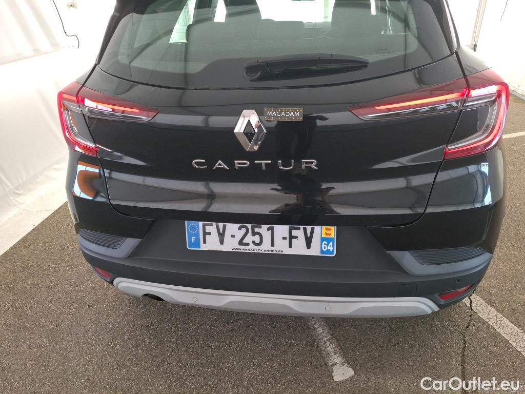 Renault  Captur  II Business 1.5 dCi 115CV BVA7 E6dT #32