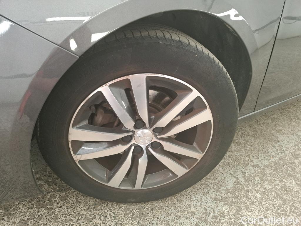  Peugeot  308  Allure Business 1.2 PureTech 130CV BVA8 E6d #30