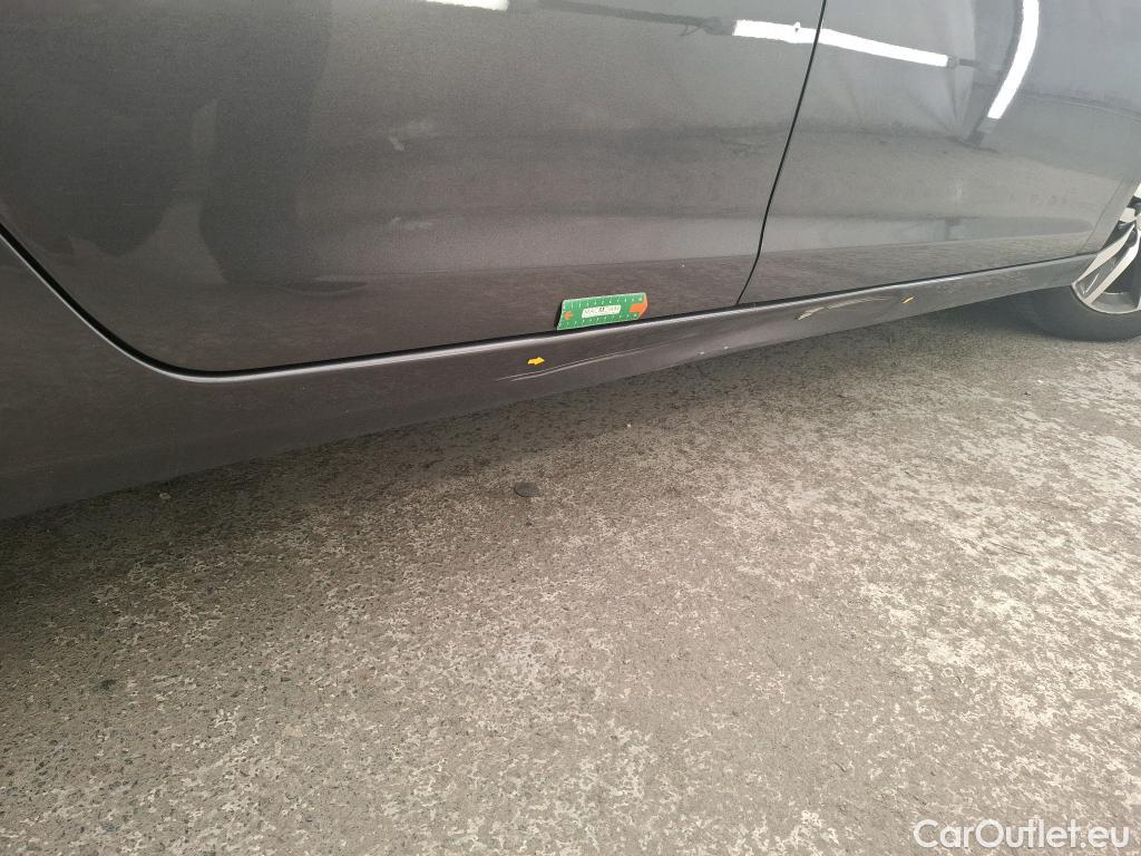  Peugeot  308  Allure Business 1.2 PureTech 130CV BVA8 E6d #1