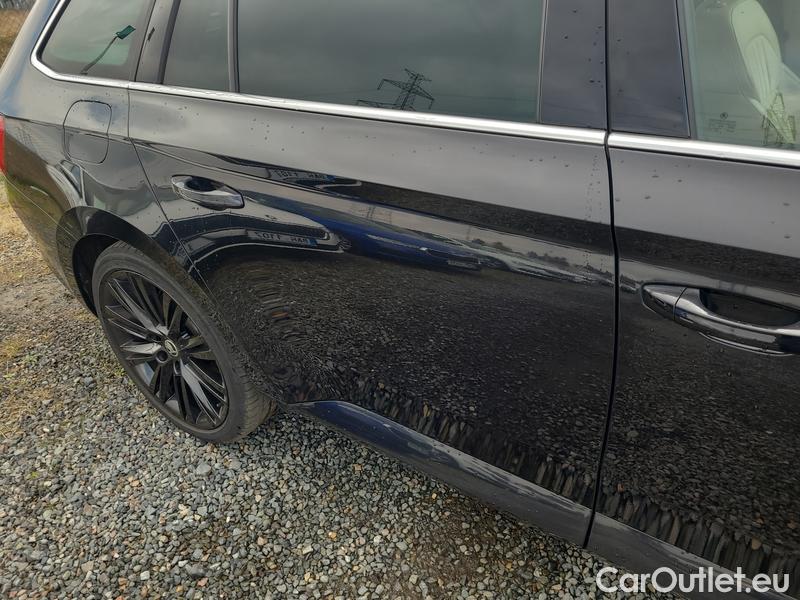  Skoda  Superb  Combi (3V5)(2015) Sup.C.FL2.0TDI 140 Sty. 4x4 AT #4