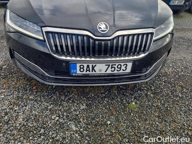  Skoda  Superb  Combi (3V5)(2015) Sup.C.FL2.0TDI 140 Sty. 4x4 AT #2