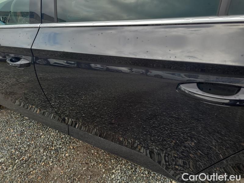  Skoda  Superb  Combi (3V5)(2015) Sup.C.FL2.0TDI 140 Sty. 4x4 AT #8