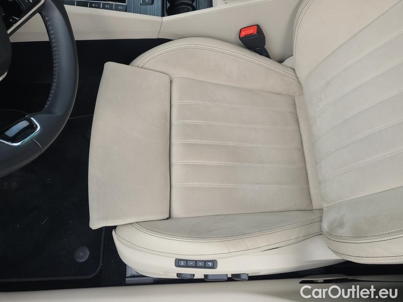  Skoda  Superb  Combi (3V5)(2015) Sup.C.FL2.0TDI 140 Sty. 4x4 AT #13
