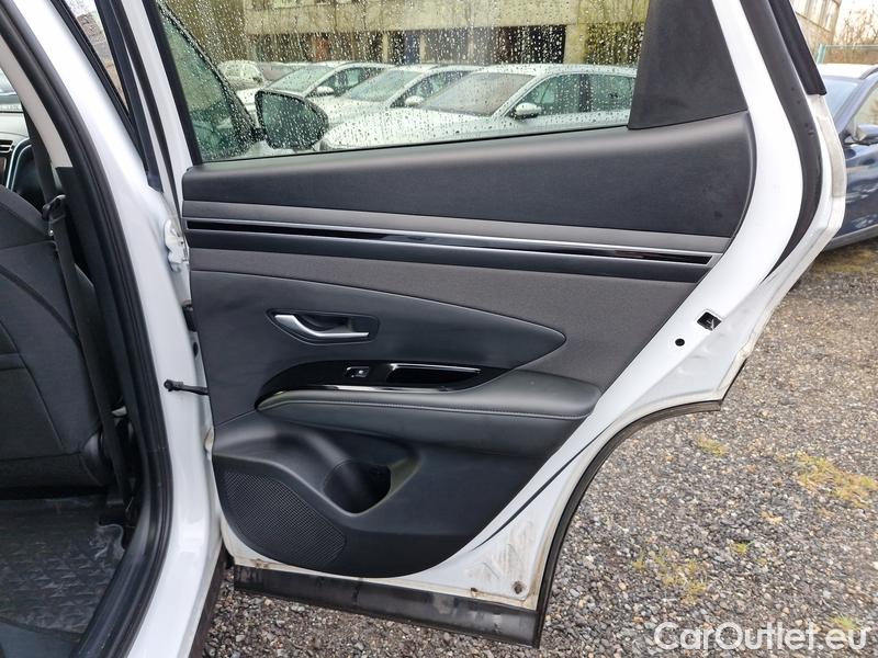  Hyundai  Tucson   (NX)(2020) Tucs.1.6 T-GDI 110 Smart AT #15