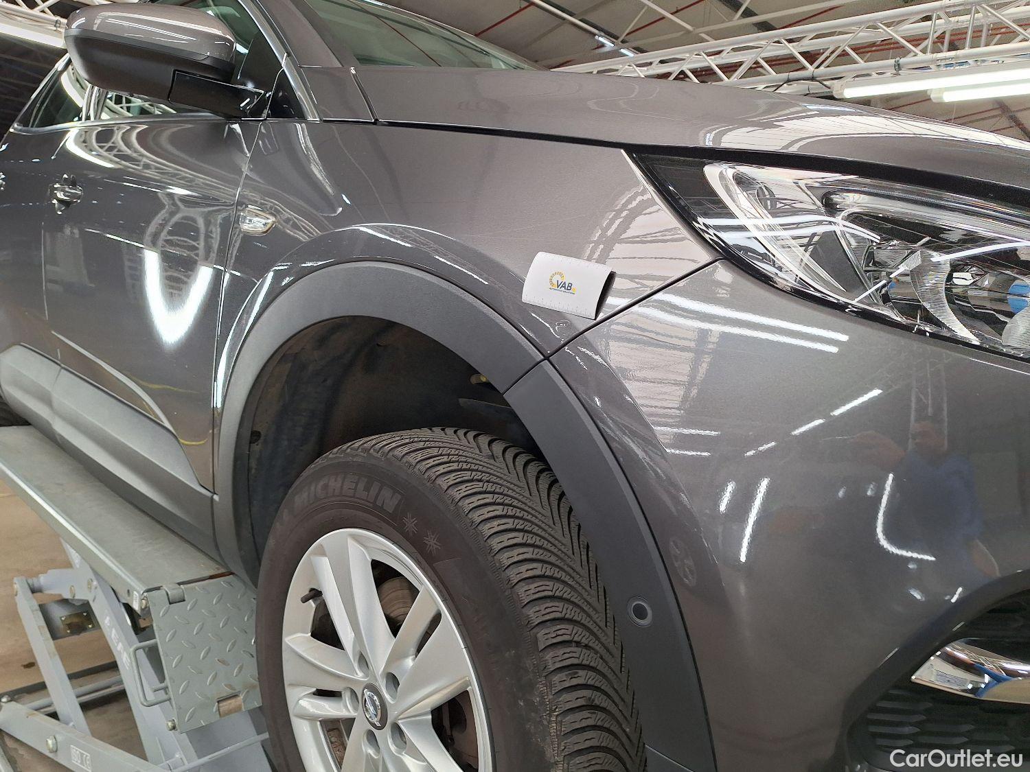  Opel   Grandland X Opel, '17, Opel 1.5 Turbo D D S/S AT8 Edition 5d #4