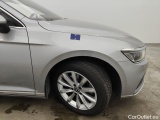  Volkswagen  Passat Volkswagen  Variant 2.0 TDI SCR 110kW Elegance Business 5d #32