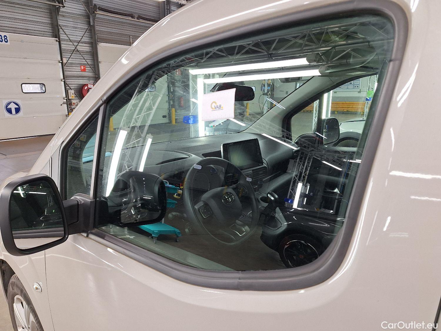  Toyota  Proace Toyota,  City Vers '20, Toyota  City Verso 1.5D 75kW SWB MPV 5d #30