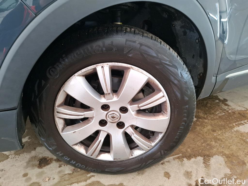  Renault  Captur  Business 1.5 dCi 110CV BVM6 E6 #24