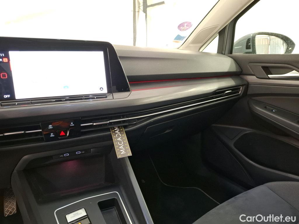 Volkswagen  Golf  VIII Berline Style 1st eTSI 1.5 TSI 150CV BVA7 E6d #4