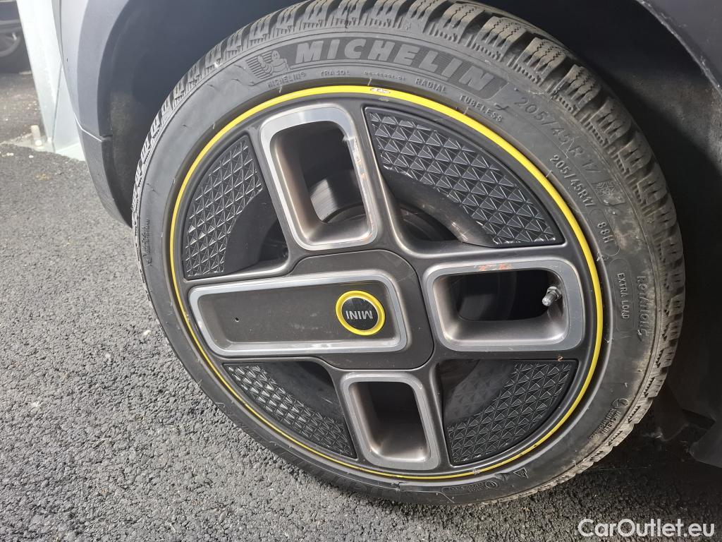  Mini  Mini   / 2014 / 3P / Berline Cooper SE Finition Business 184 ch BVA #21