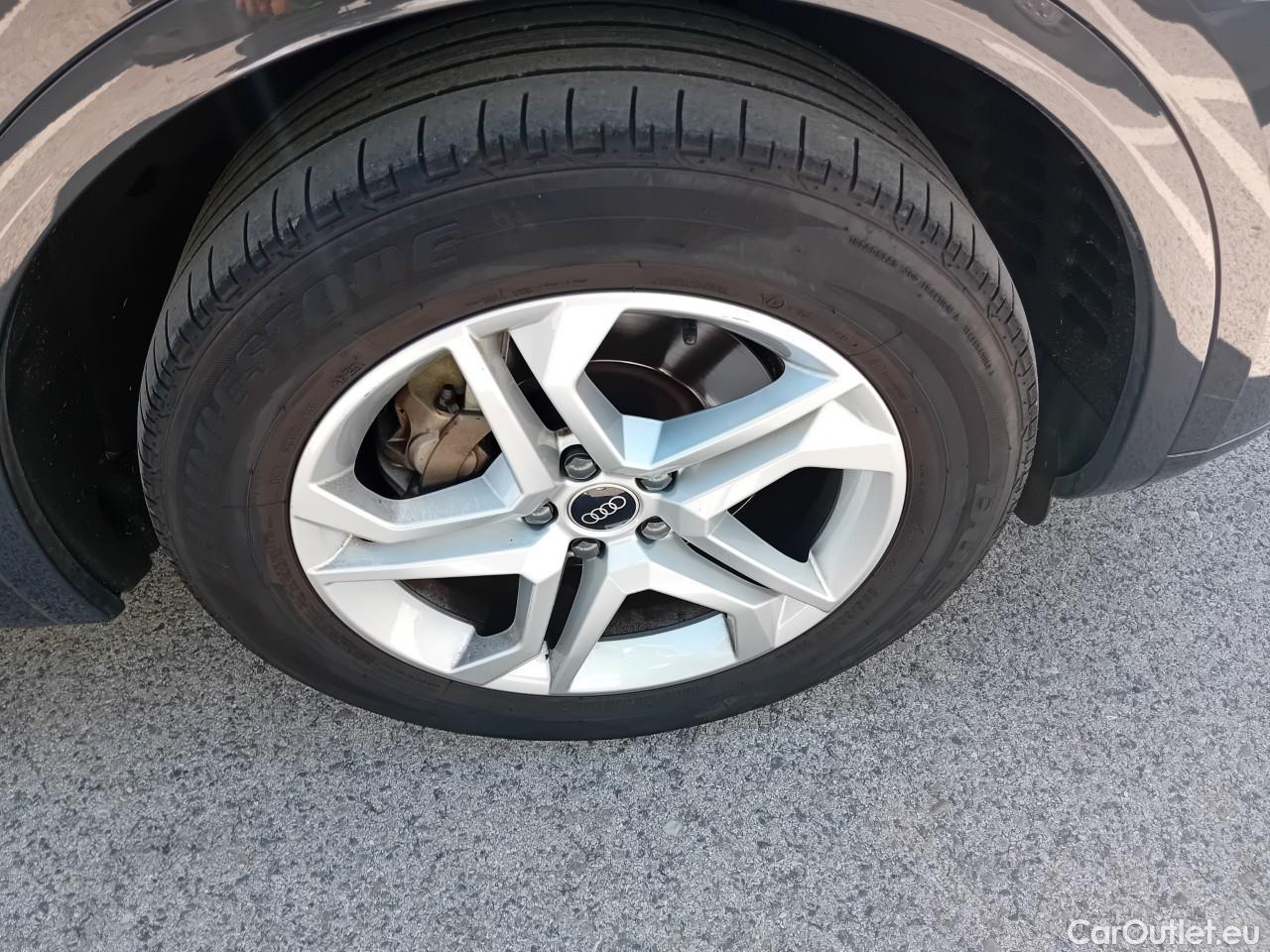  Audi  Q5  35 TDI design 2.0 TDI 165CV AT7 E6dT #6