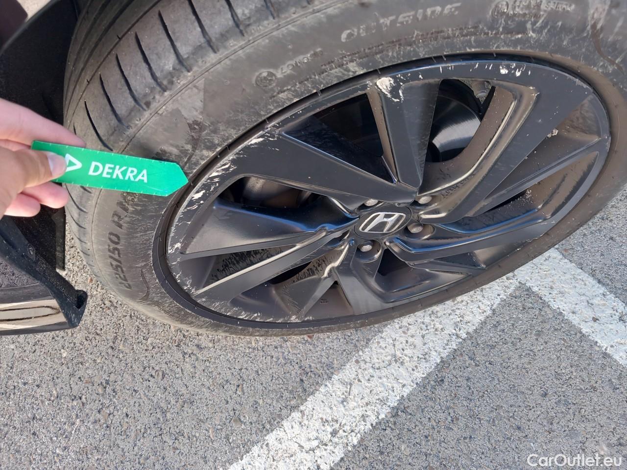  Honda  HR-V HONDA  / 2015 / 5P / todoterreno 1.5 i-VTEC Turbo Sport #15