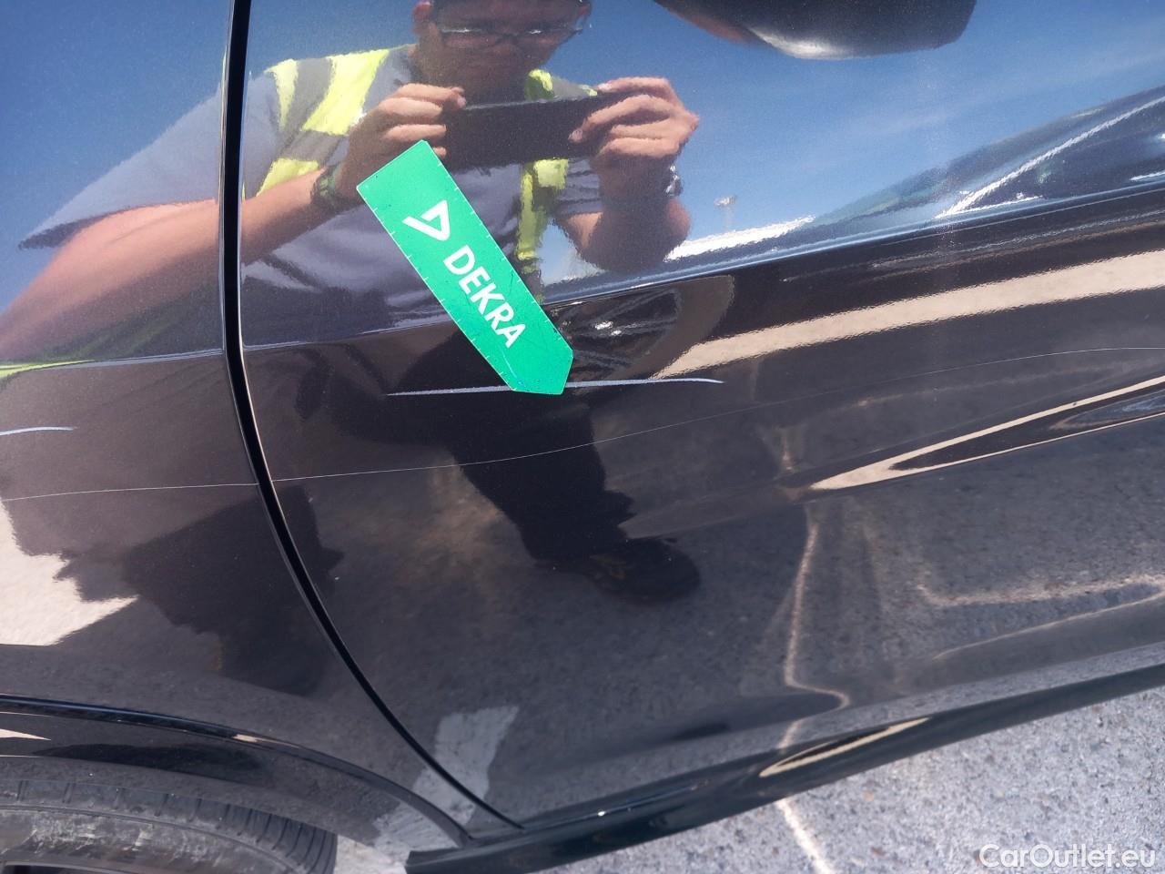  Honda  HR-V HONDA  / 2015 / 5P / todoterreno 1.5 i-VTEC Turbo Sport #16